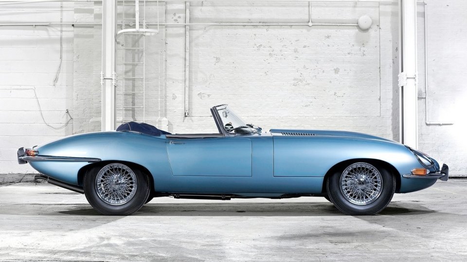 Jaguar XKX e-type concept